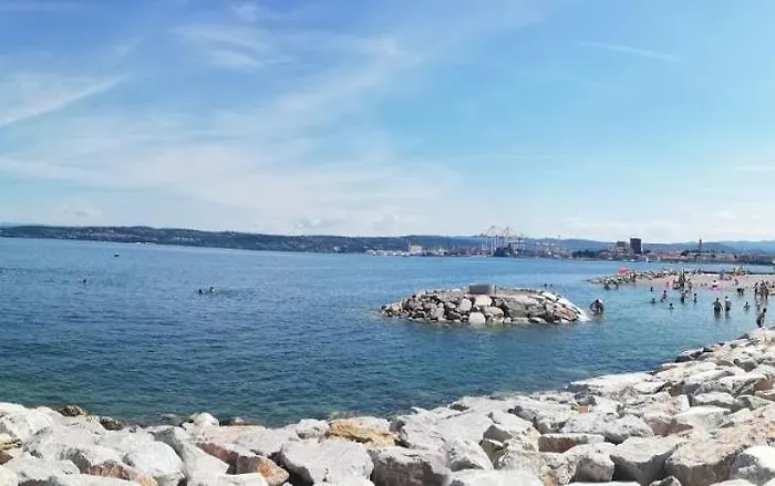 아파트 Peaceful View